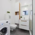 Apartment Bright & Functional With Parking And Balcony By Renters Warsaw