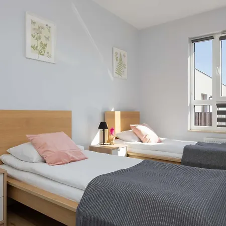 Bright & Functional With Parking And Balcony By Renters Warsaw