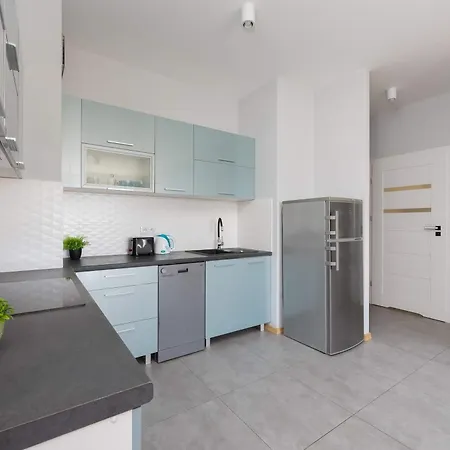 Bright & Functional With Parking And Balcony By Renters *